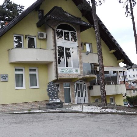 Restoran&Motel And Apartmants Lovacka Prica Tesanj Exterior photo